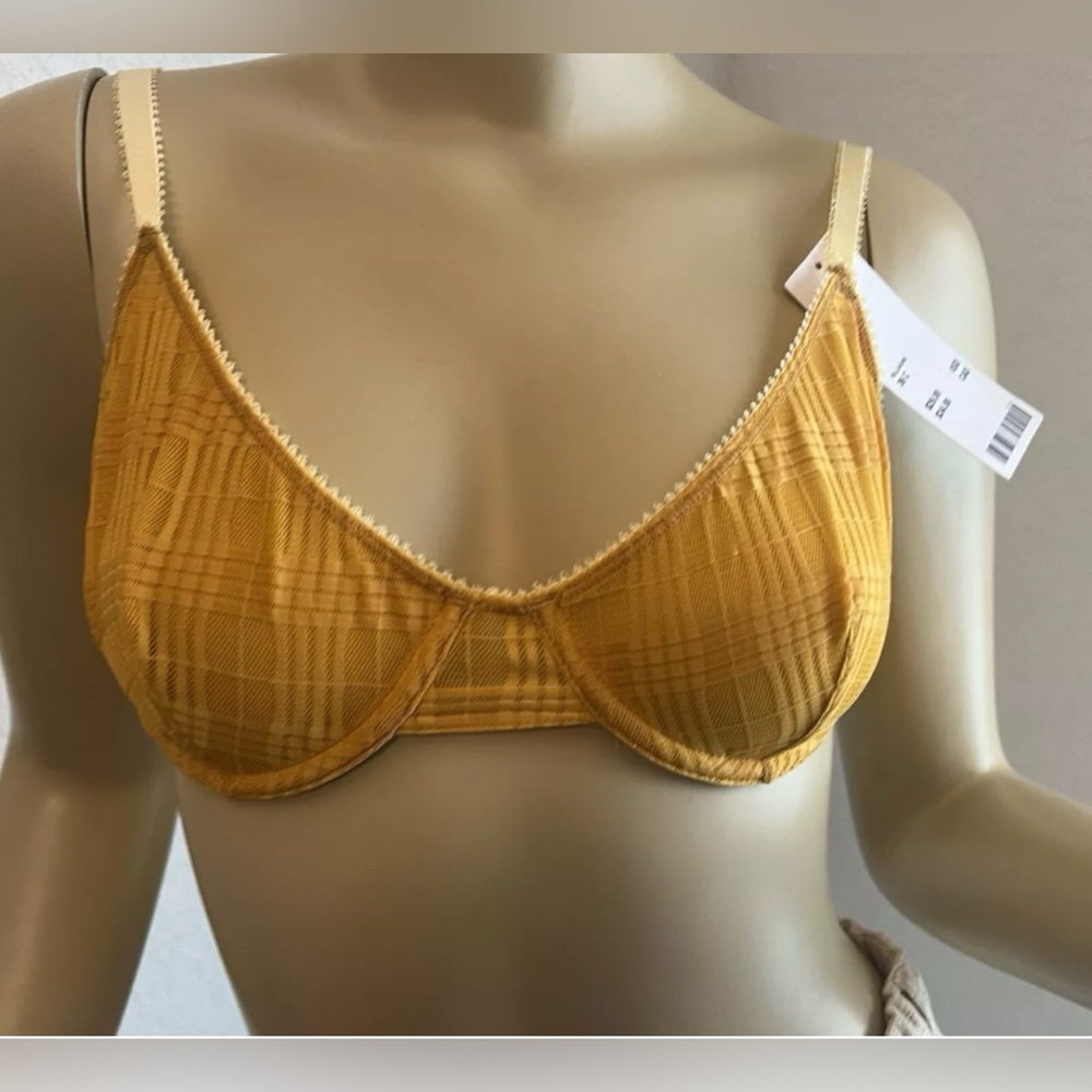 NWT Urban Outfitters Underwire Unpadded Bra 36C, MSRP $29